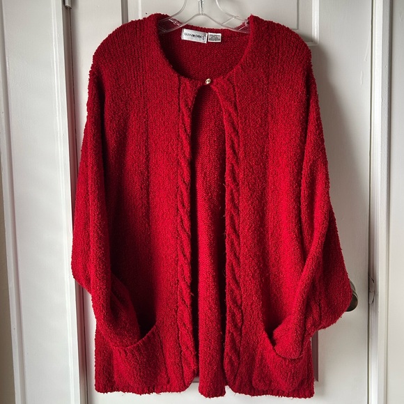 YarnWorks Red Knitted Oversized Cardigan - Picture 4 of 6